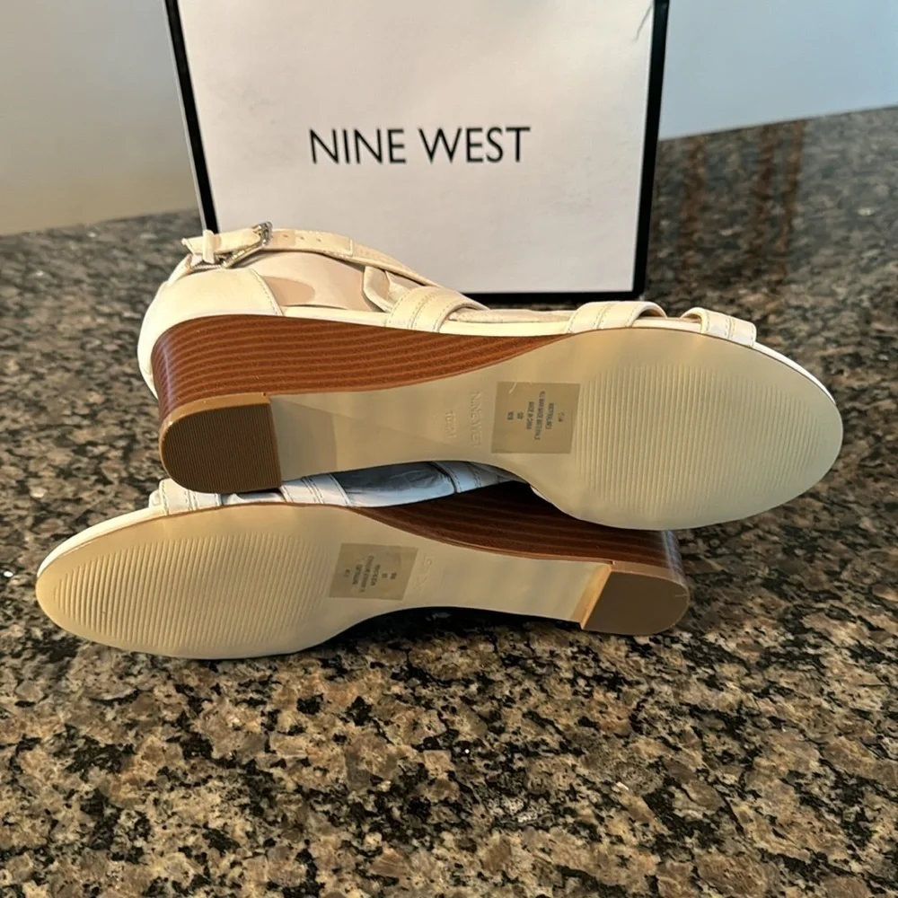 Nine West praline 3 white wedge strap sandal NIB 10.5